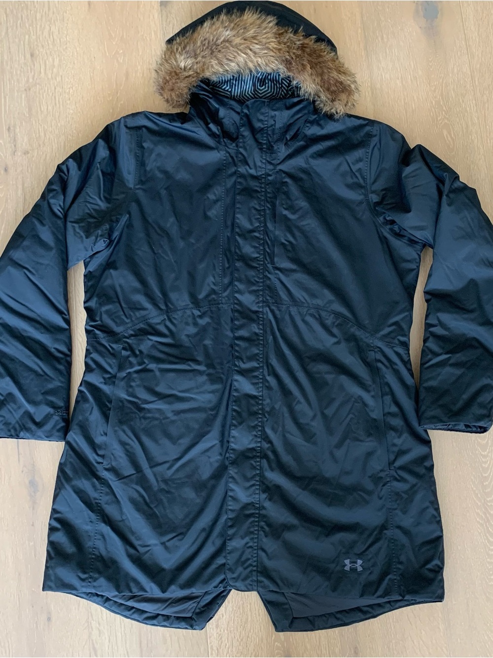 Under Armour Women's Black Long Parka with Faux Fur Hood XL Cold Gear Infrared